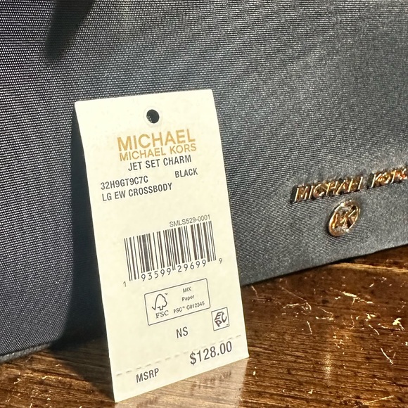 Michael Kors jet set crossbody bag black with unbranded gold chain - Picture 7 of 8